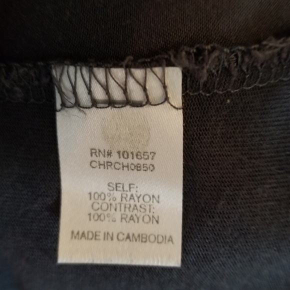 Charming Charlie sz med top lightweight  gray - Picture 9 of 10